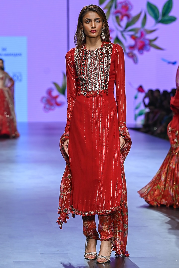 Red Organza & Lurex Georgette Embroidered Kurta Set by Mahima Mahajan at Pernia's Pop Up Shop