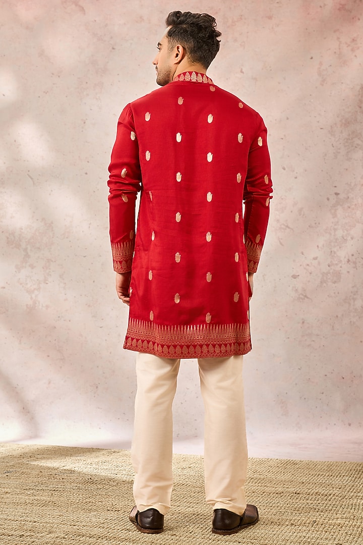 Red Jacquard Silk Embroidered Kurta by Masaba Men at Pernia's Pop Up Shop