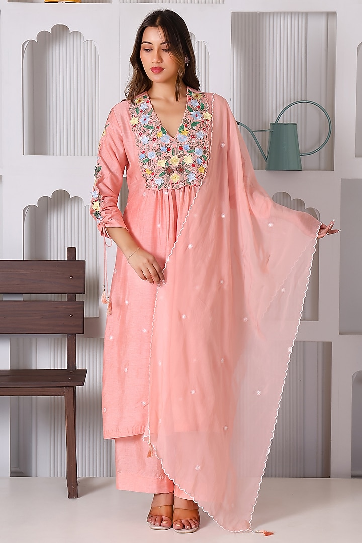 Peach Pink Silk 3D Floral Embroidered Kurta Set by Monarch at Pernia's Pop Up Shop