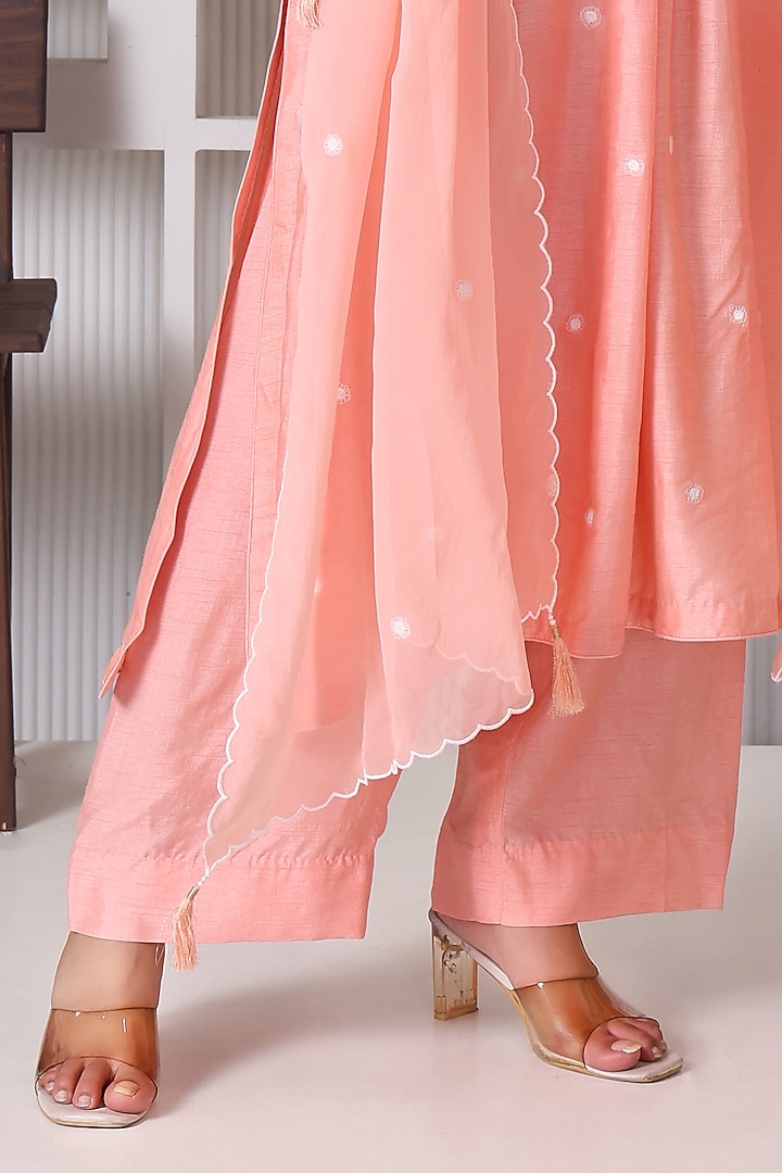 Peach Pink Silk 3D Floral Embroidered Kurta Set by Monarch at Pernia's Pop Up Shop