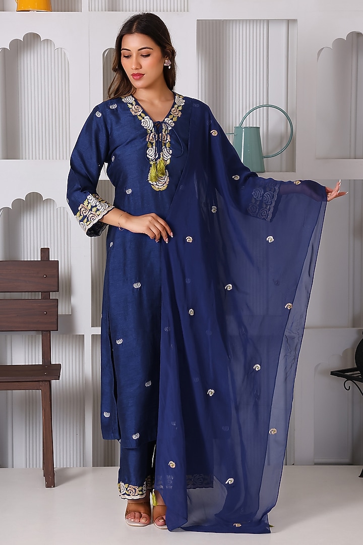 Blue Silk Machine Embroidered Kurta Set by Monarch at Pernia's Pop Up Shop