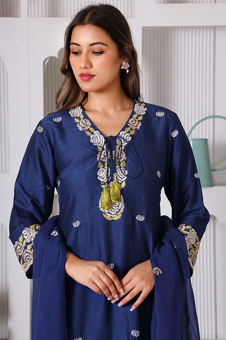 Blue Silk Machine Embroidered Kurta Set by Monarch at Pernia's Pop Up Shop