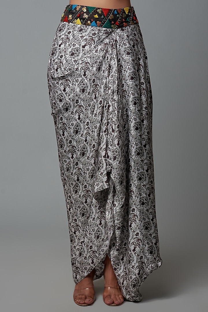 Black & White Organza Printed Cape Set by Minaxi Dadoo at Pernia's Pop Up Shop