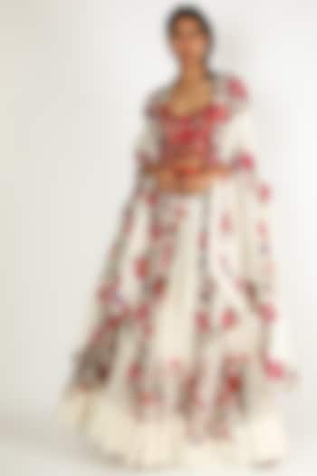 White Embroidered Skirt Set by Minaxi Dadoo at Pernia's Pop Up Shop