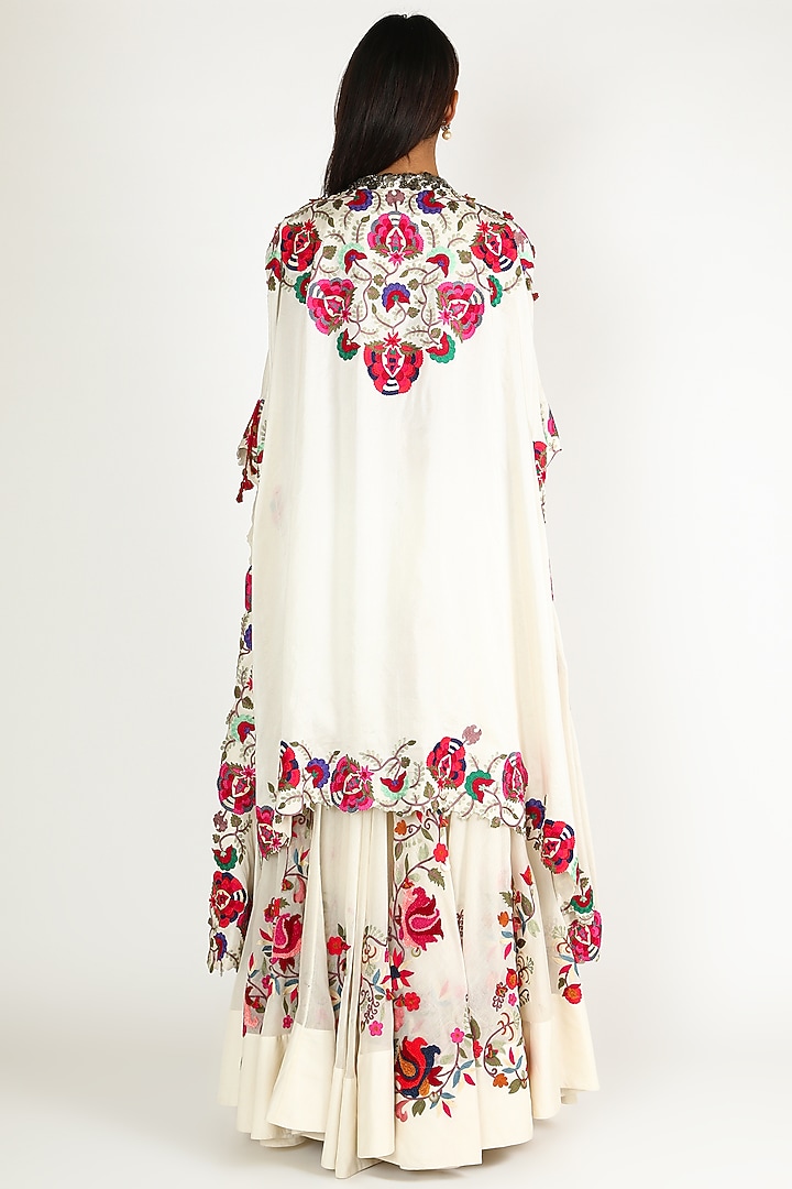 White Embroidered Skirt Set by Minaxi Dadoo at Pernia's Pop Up Shop