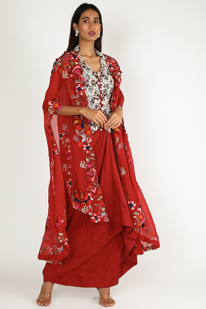 Red Embroidered Skirt Set by Minaxi Dadoo at Pernia's Pop Up Shop