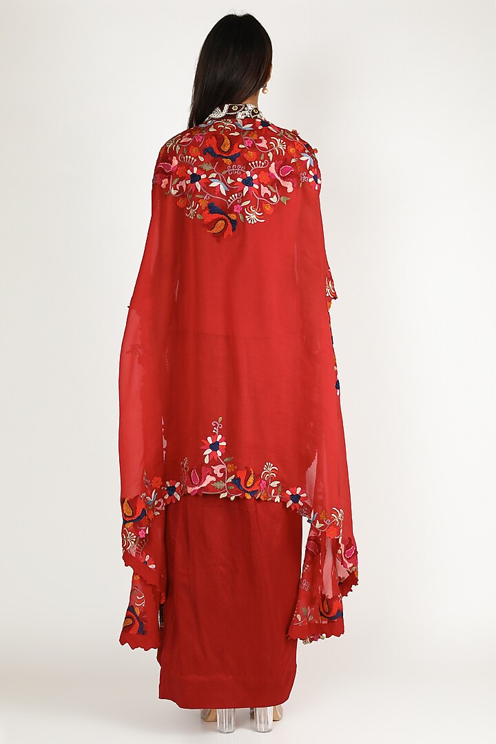 Red Embroidered Skirt Set by Minaxi Dadoo at Pernia's Pop Up Shop