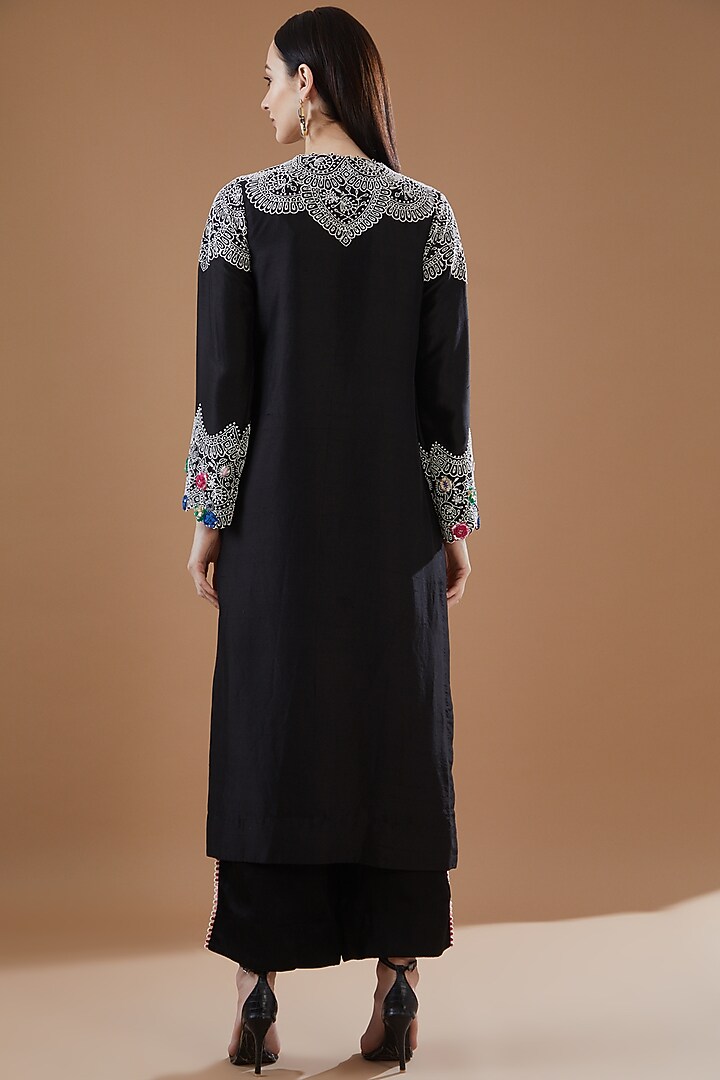 Black Dupion Embroidered Kurta Set by Minaxi Dadoo at Pernia's Pop Up Shop