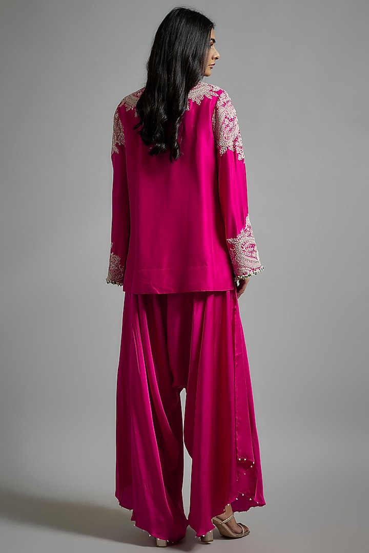 Rani Pink China Dupion Thread Work Kurta Set by Minaxi Dadoo at Pernia's Pop Up Shop