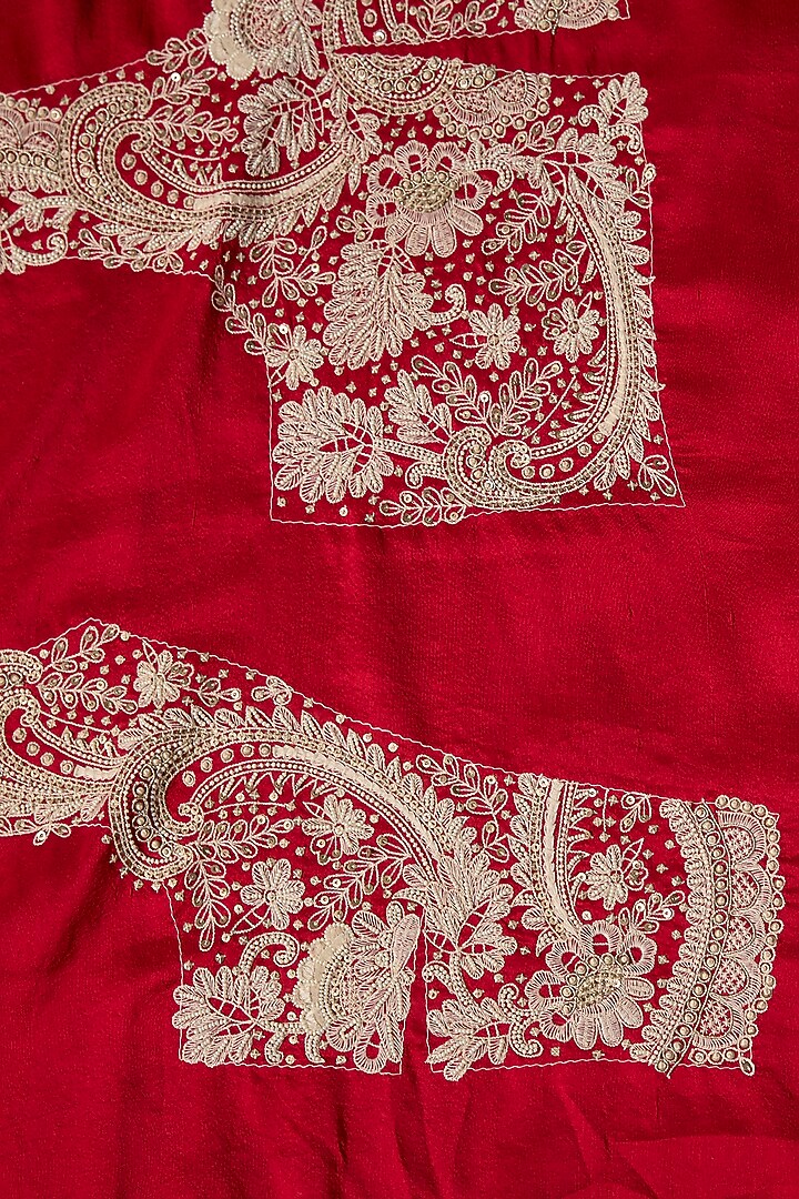 Red Organza Thread Embroidered Reception Saree Set by Minaxi Dadoo at Pernia's Pop Up Shop