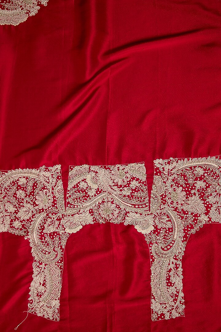 Red Organza Thread Embroidered Reception Saree Set by Minaxi Dadoo at Pernia's Pop Up Shop