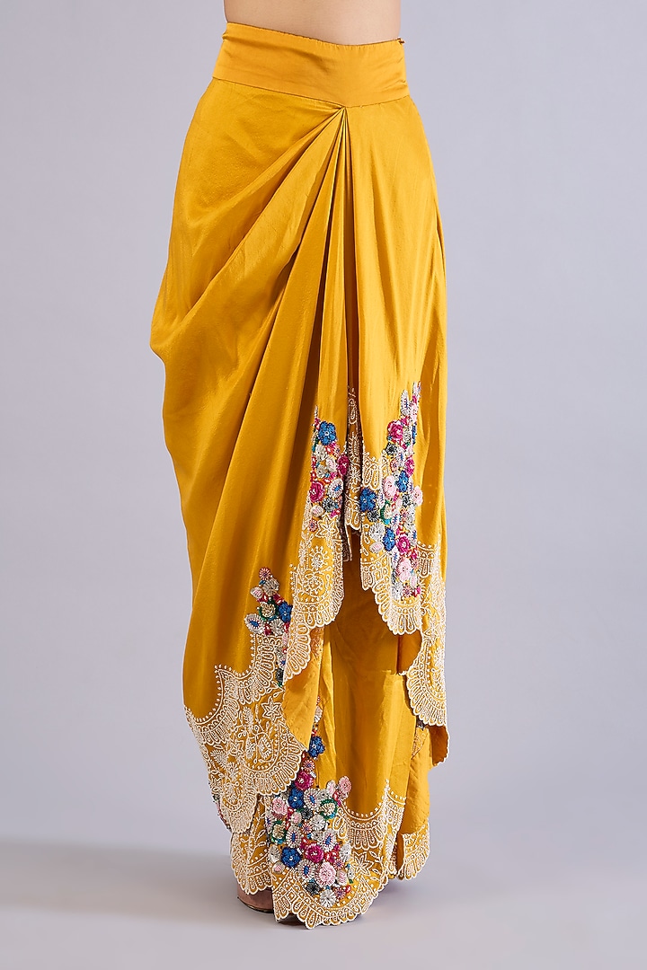 Yellow Dupion Silk Thread & Pearl Work Jacket Set by Minaxi Dadoo at Pernia's Pop Up Shop