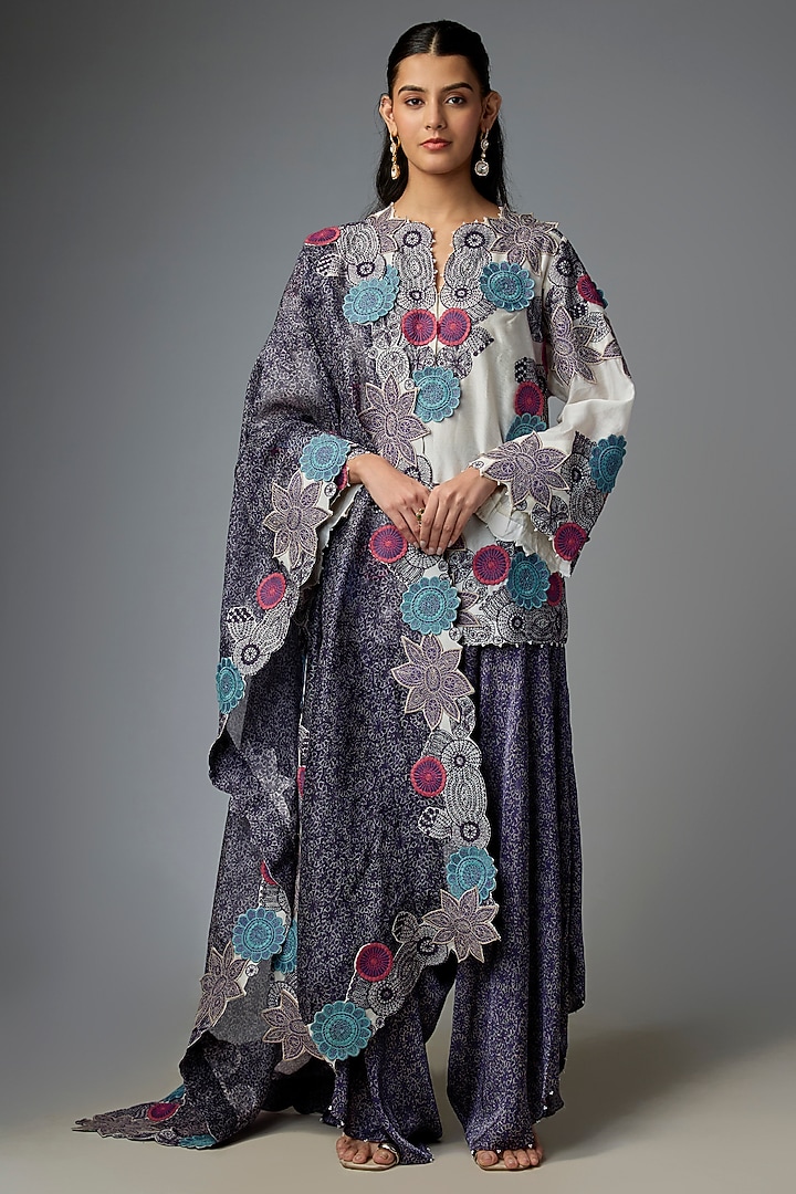 Ivory Chanderi Printed Short Kurta Set by Minaxi Dadoo at Pernia's Pop Up Shop