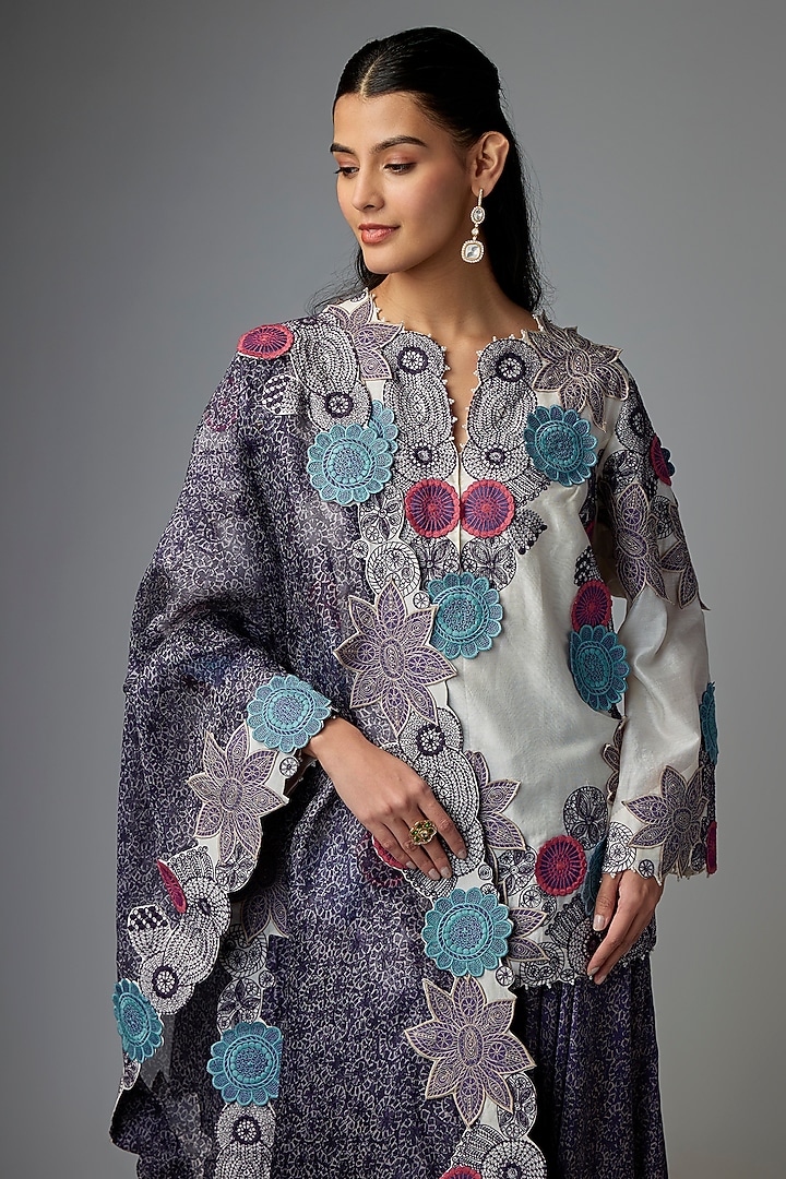Ivory Chanderi Printed Short Kurta Set by Minaxi Dadoo at Pernia's Pop Up Shop
