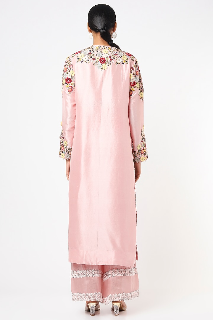 Pink Embroidered Kurta Set by Minaxi Dadoo at Pernia's Pop Up Shop