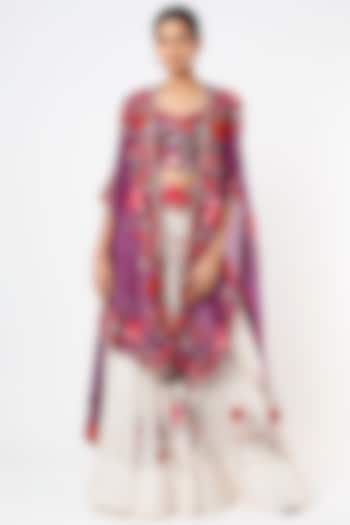 Rani Pink Embroidered Cape Set by Minaxi Dadoo at Pernia's Pop Up Shop