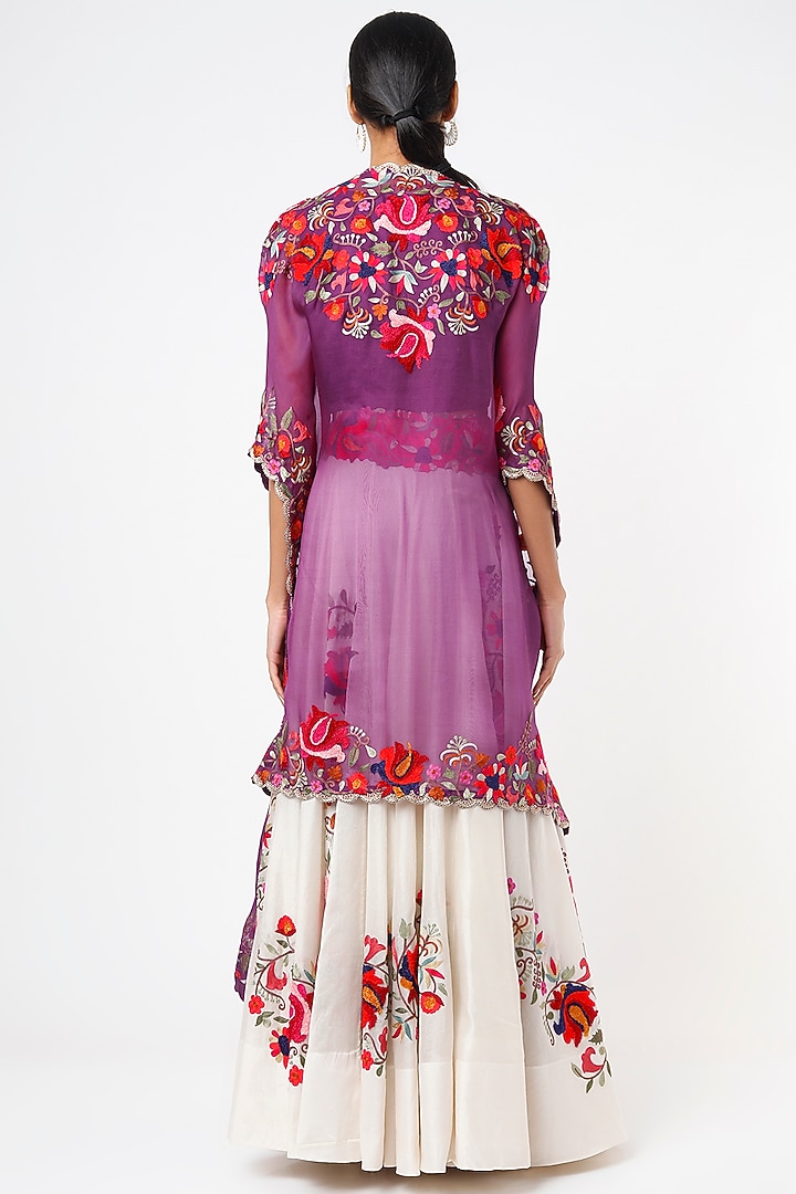 Rani Pink Embroidered Cape Set by Minaxi Dadoo at Pernia's Pop Up Shop