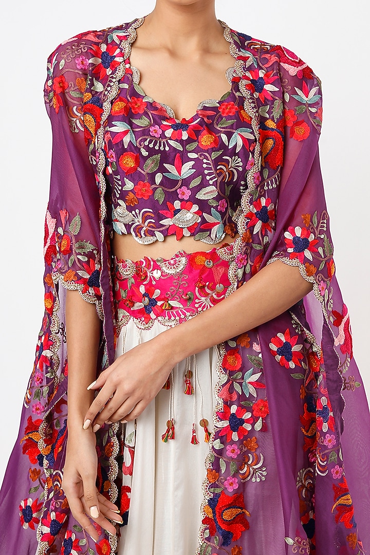 Rani Pink Embroidered Cape Set by Minaxi Dadoo at Pernia's Pop Up Shop