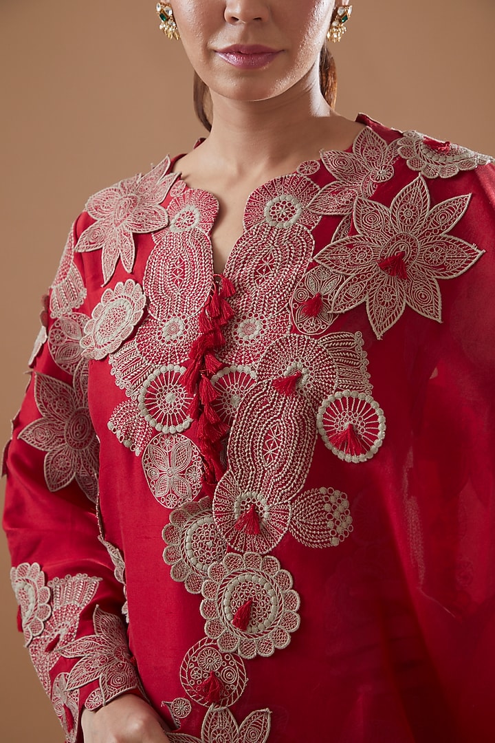 Red Dupion Embroidered Kurta Set by Minaxi Dadoo at Pernia's Pop Up Shop