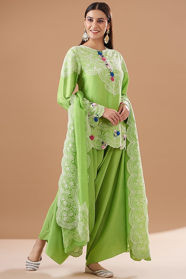 Green Silk & Organza Embroidered Kurta Set by Minaxi Dadoo
