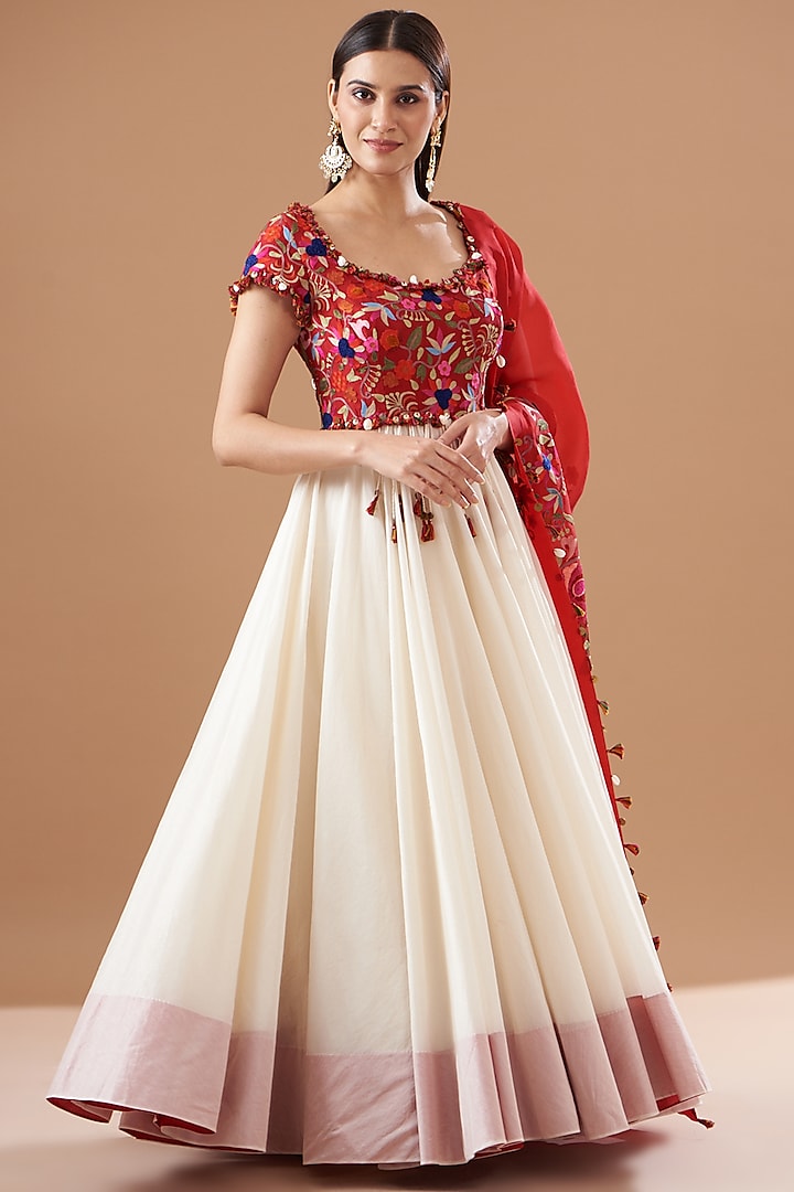 Red & Ivory Chanderi Anarkali Set by Minaxi Dadoo