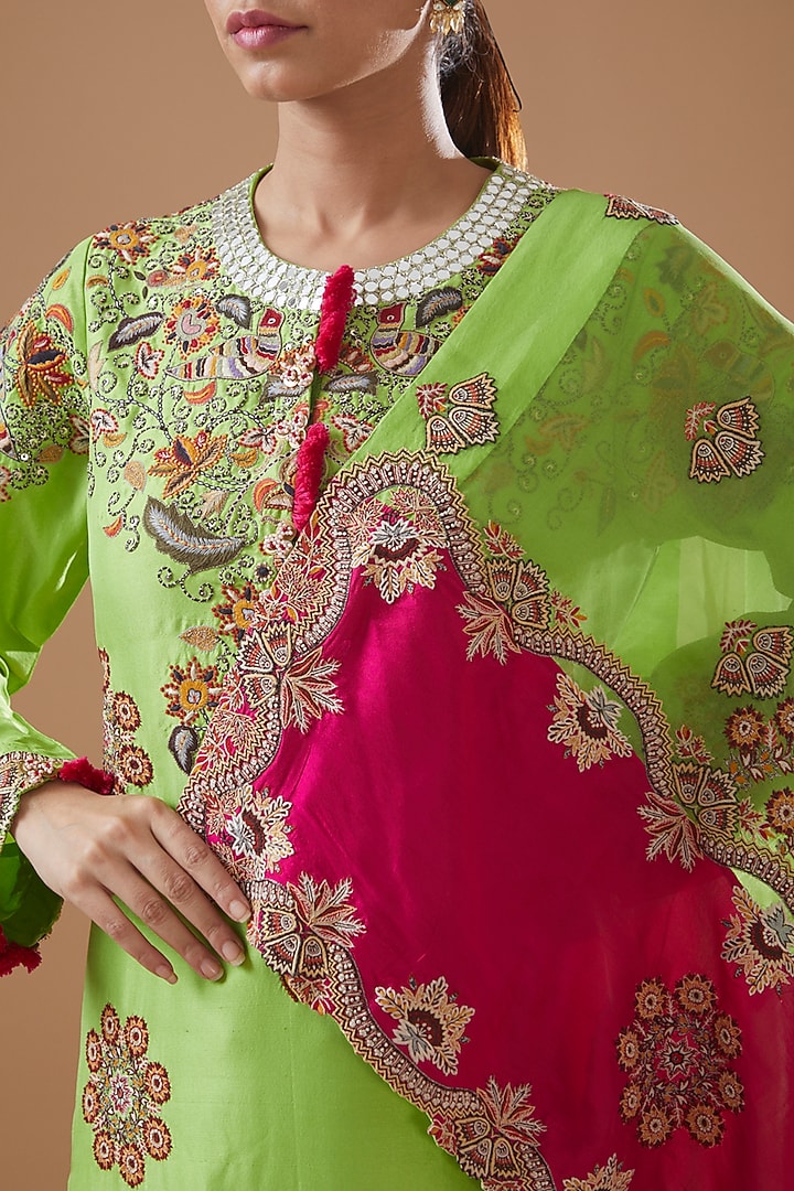 Green Dupion Embroidered Kurta Set by Minaxi Dadoo at Pernia's Pop Up Shop