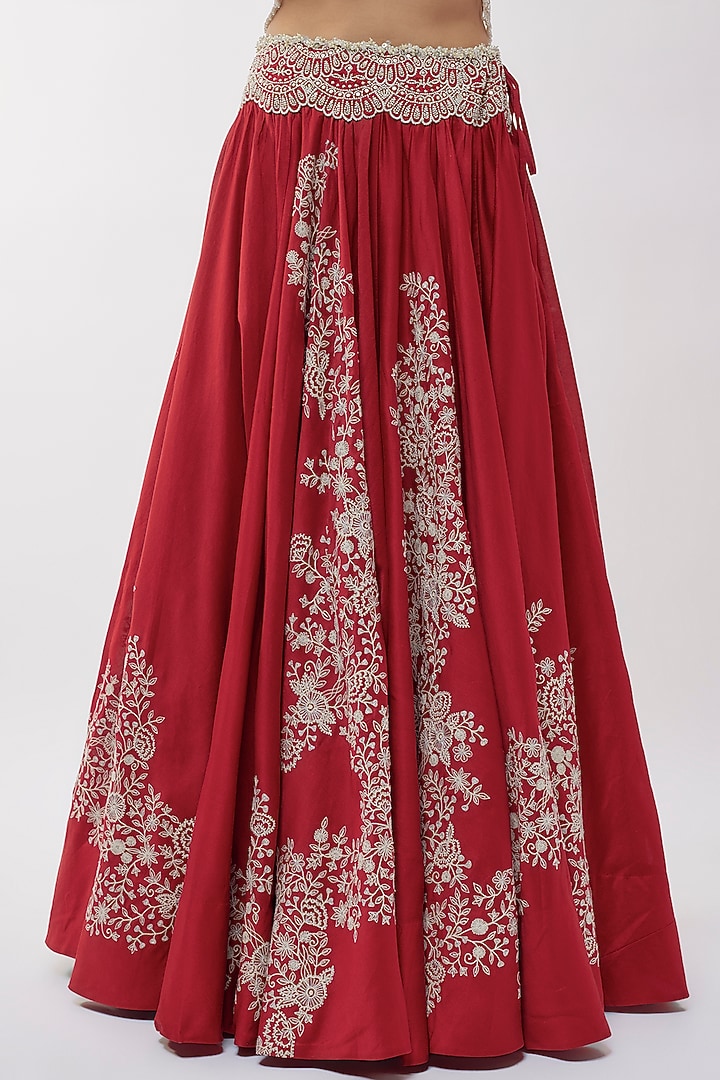 Red Chanderi Thread Work Skirt Set by Minaxi Dadoo at Pernia's Pop Up Shop