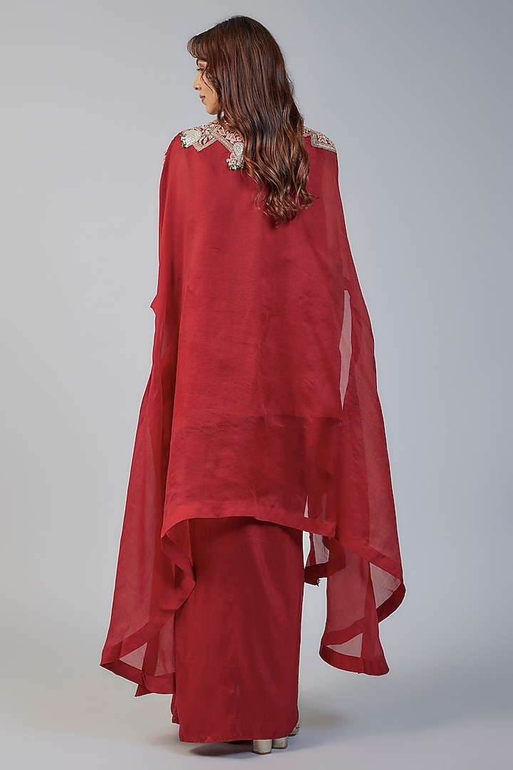 Red Silk & Organza Sequins Embroidered Cape Set by Minaxi Dadoo at Pernia's Pop Up Shop