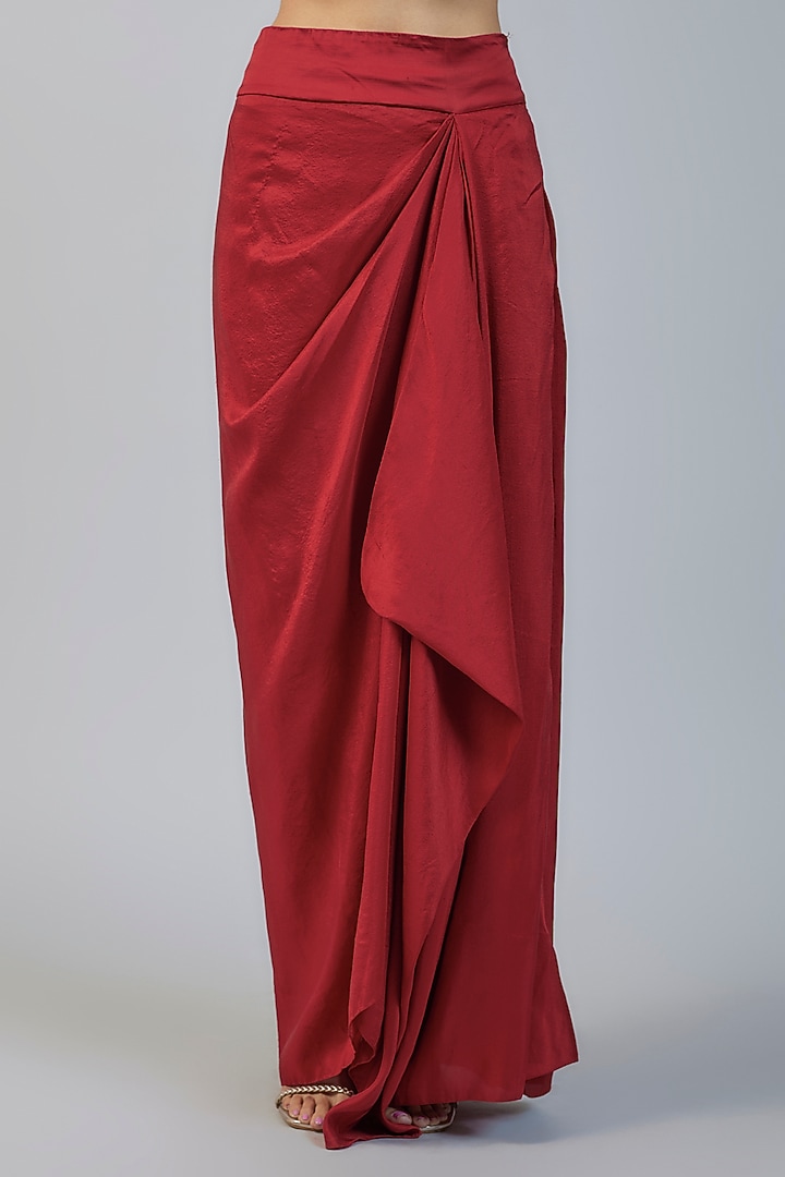 Red Silk & Organza Sequins Embroidered Cape Set by Minaxi Dadoo at Pernia's Pop Up Shop