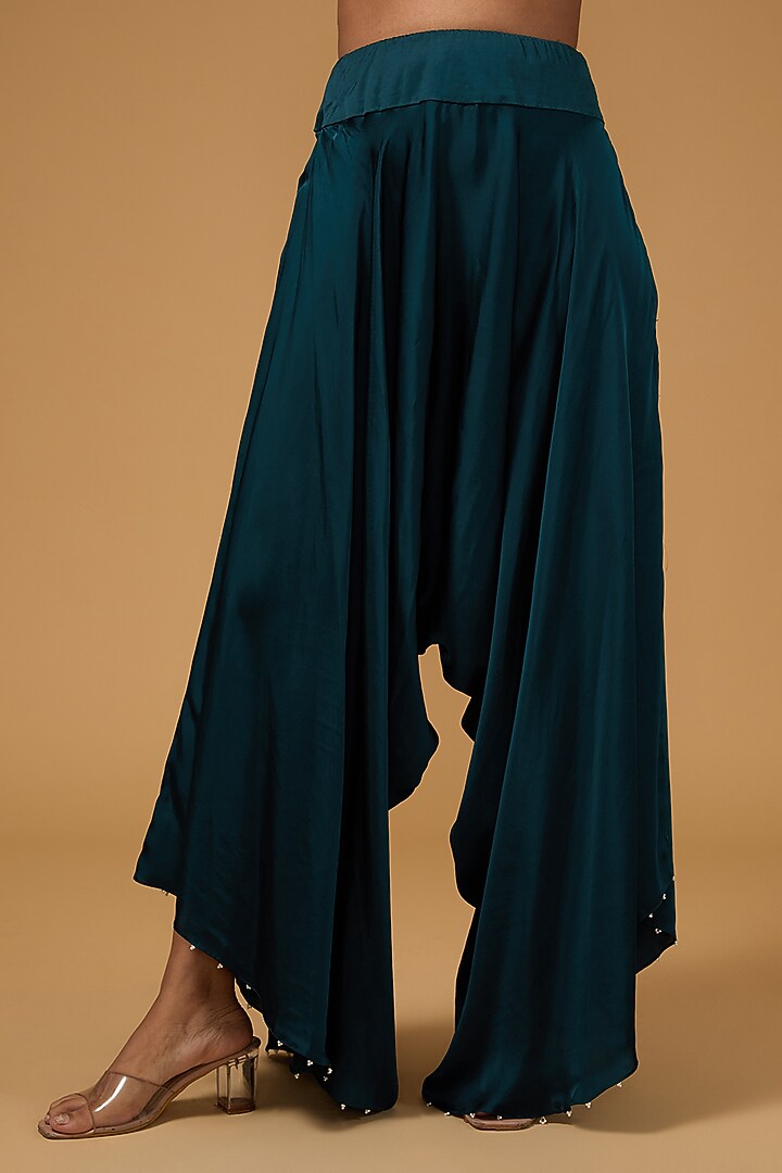 Peacock Blue Georgette Thread Work Cape Set by Minaxi Dadoo at Pernia's Pop Up Shop