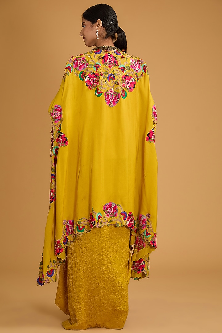 Yellow Silk Kashmiri Thread Work Cape Set by Minaxi Dadoo at Pernia's Pop Up Shop