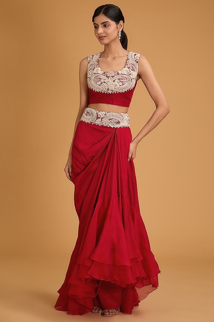 Red Silk Thread Work Cape Set by Minaxi Dadoo at Pernia's Pop Up Shop