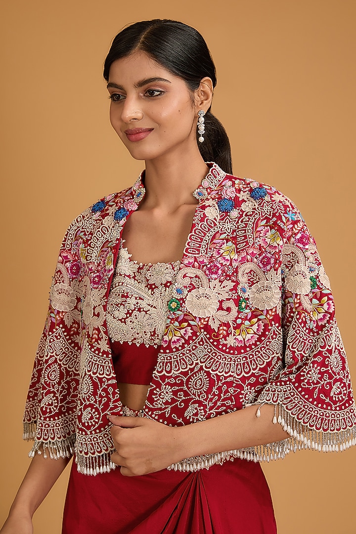 Red Silk Thread Work Cape Set by Minaxi Dadoo at Pernia's Pop Up Shop