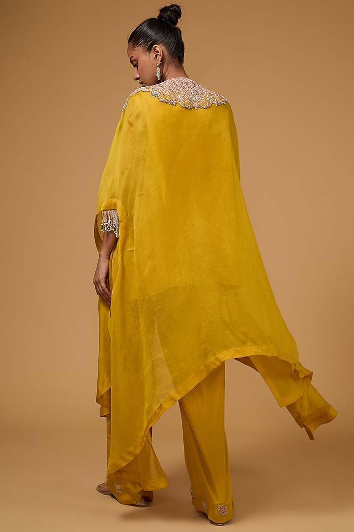 Yellow Organza Zari Embroidered Cape Set by Minaxi Dadoo at Pernia's Pop Up Shop