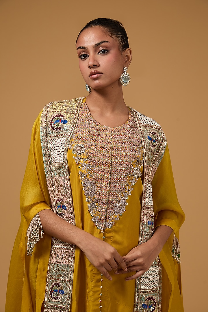 Yellow Organza Zari Embroidered Cape Set by Minaxi Dadoo at Pernia's Pop Up Shop