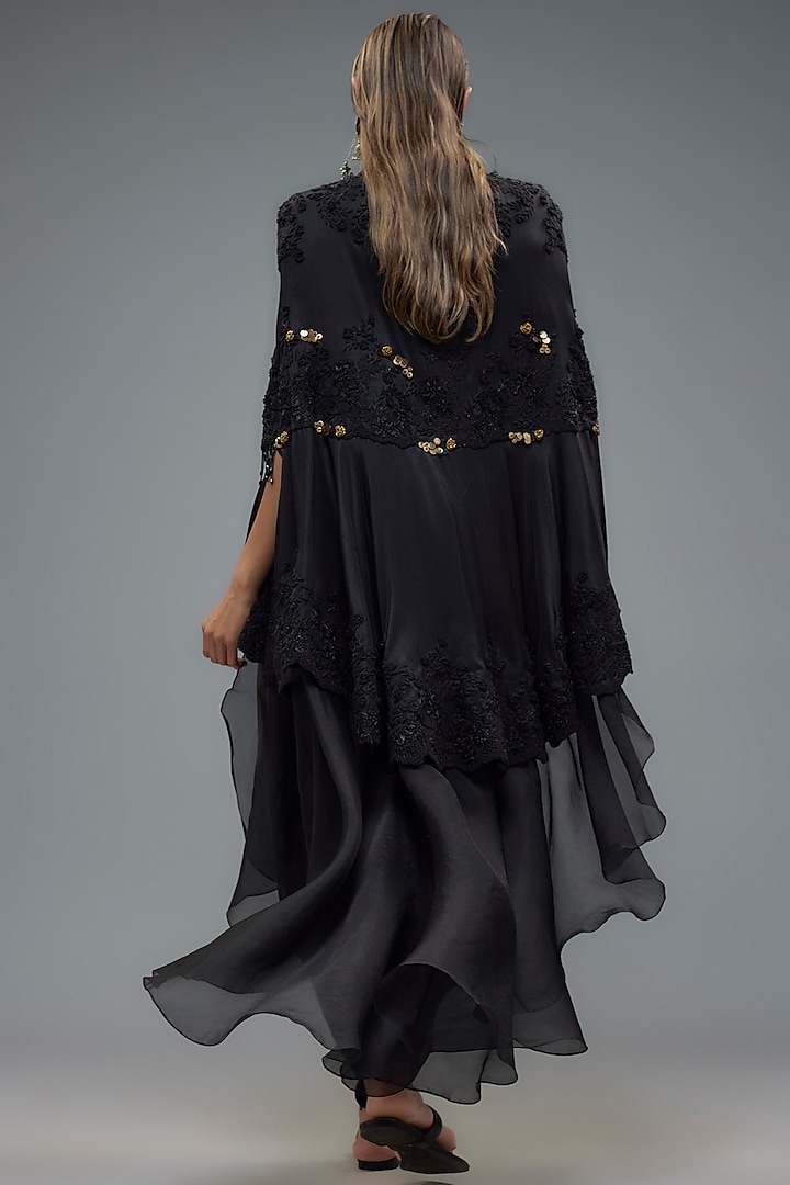 Black Dupion Thread & Mirror Embroidered Cape Set by Minaxi Dadoo at Pernia's Pop Up Shop