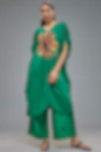 Green Satin Embroidered Kaftan Set by Minaxi Dadoo at Pernia's Pop Up Shop