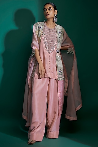 Fresh Pink Dupion Thread Work Short Kurta Set by Minaxi Dadoo