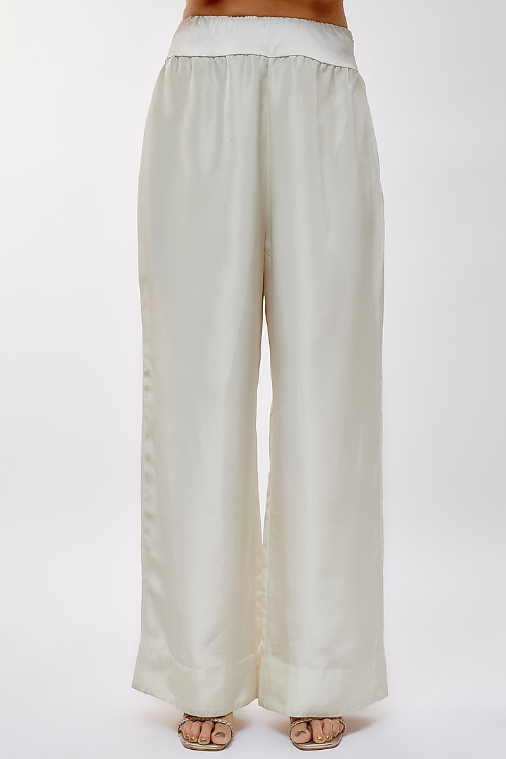 Ivory Silk Sequins Work Short Kurta Set by Minaxi Dadoo at Pernia's Pop Up Shop