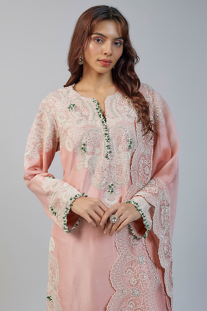 Pink Silk Silver Thread Embroidered Straight Kurta Set by Minaxi Dadoo at Pernia's Pop Up Shop