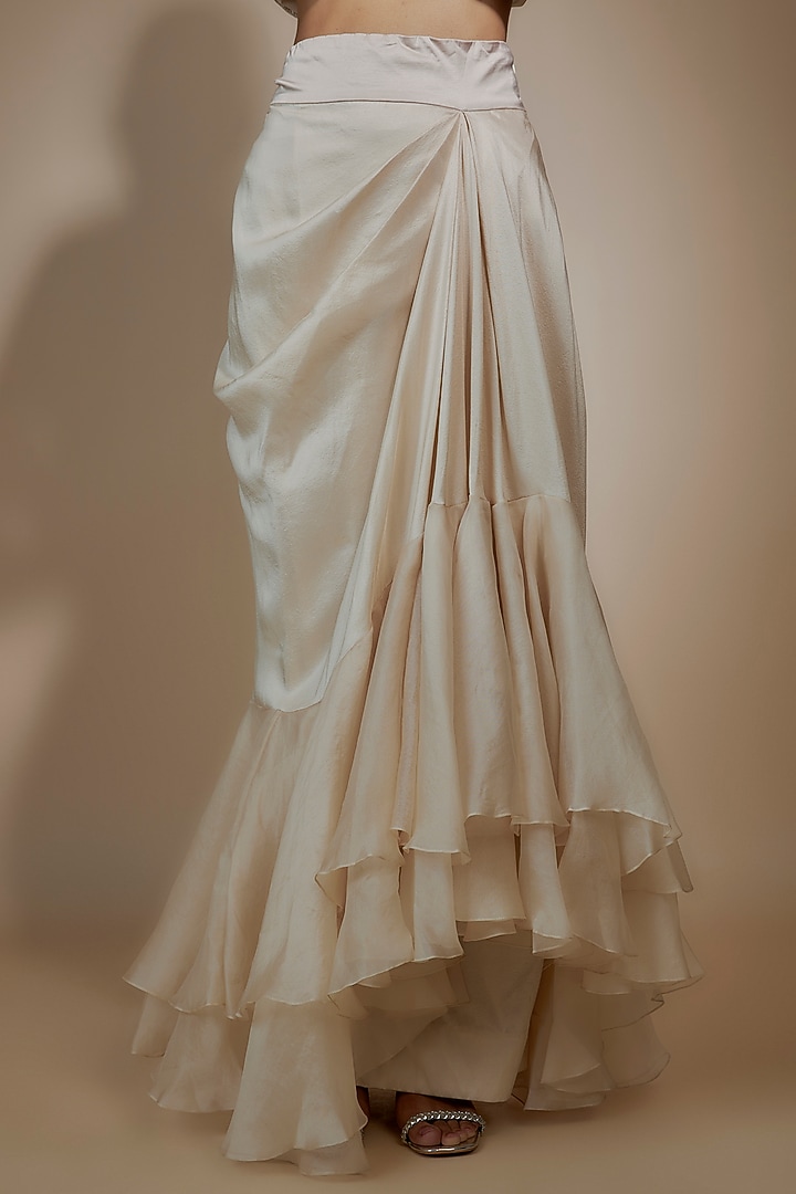 Ivory Organza Thread & Pearl Work Cape Set by Minaxi Dadoo at Pernia's Pop Up Shop
