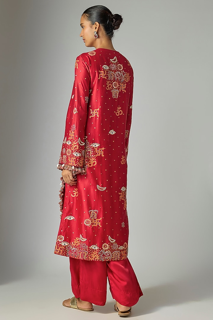 Red Dupion Silk Embroidered Straight Kurta Set by Minaxi Dadoo at Pernia's Pop Up Shop