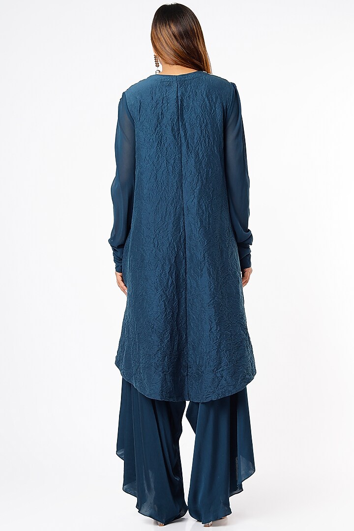 Peacock Blue Crushed Kurta Set by Minaxi Dadoo at Pernia's Pop Up Shop