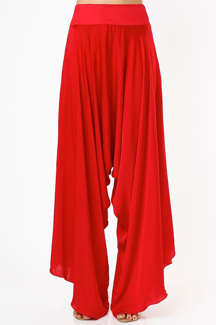 Red Dupion Kurta Set With Cape by Minaxi Dadoo at Pernia's Pop Up Shop