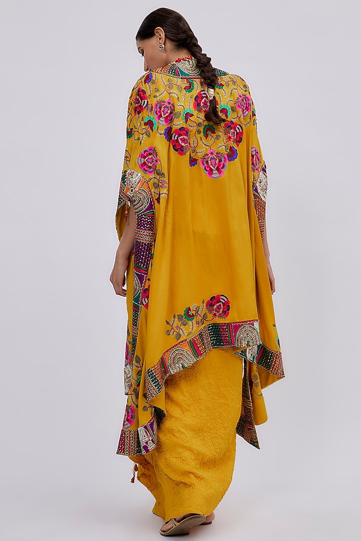 Yellow Dupion Embroidered Cape Set by Minaxi Dadoo at Pernia's Pop Up Shop