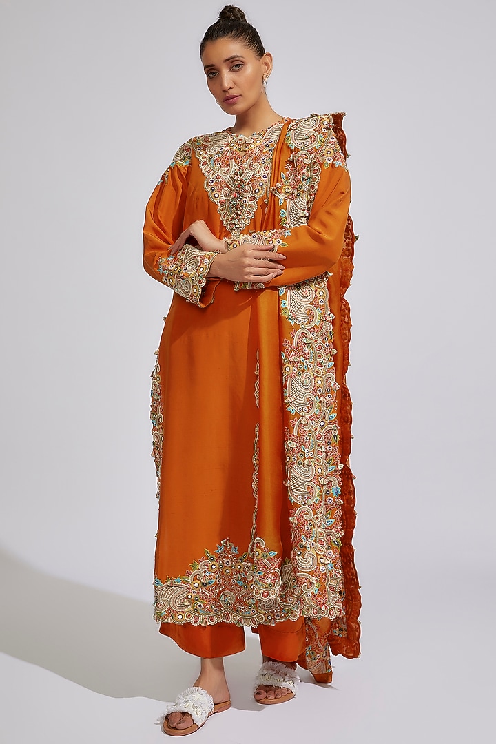 Orange Dupion Embroidered Kurta Set by Minaxi Dadoo at Pernia's Pop Up Shop