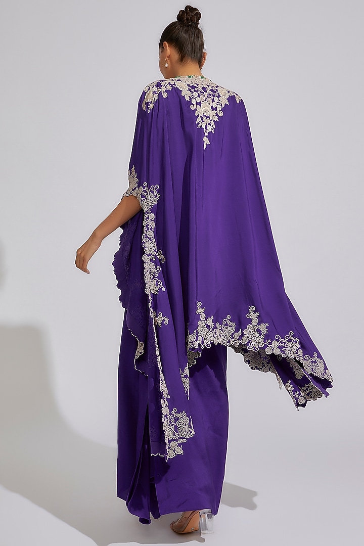 Violet Dupion Embroidered Cape Set by Minaxi Dadoo at Pernia's Pop Up Shop