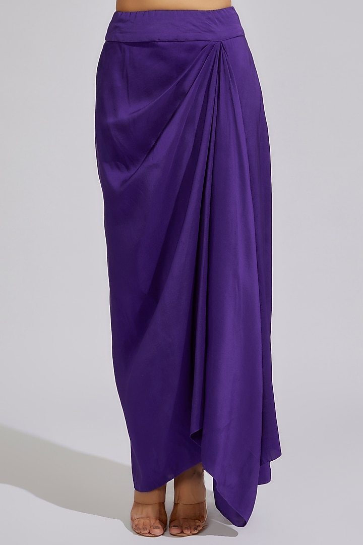 Violet Dupion Embroidered Cape Set by Minaxi Dadoo at Pernia's Pop Up Shop