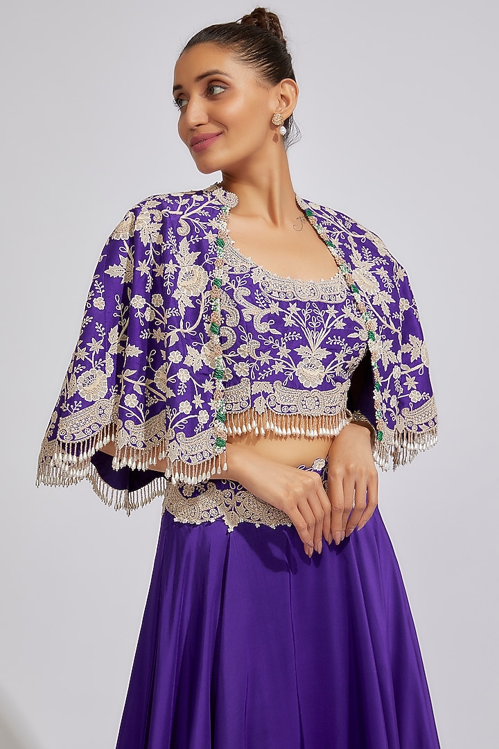 Violet Dupion Embroidered Cape Set by Minaxi Dadoo at Pernia's Pop Up Shop