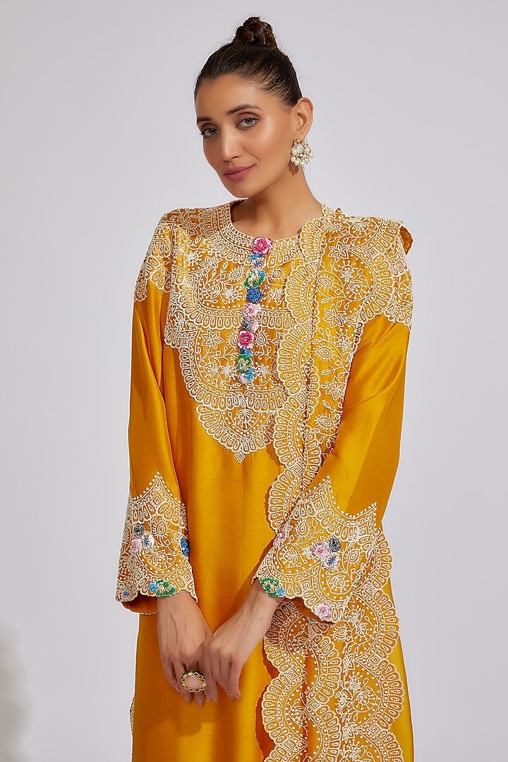 Yellow Dupion Embroidered Kurta Set by Minaxi Dadoo at Pernia's Pop Up Shop